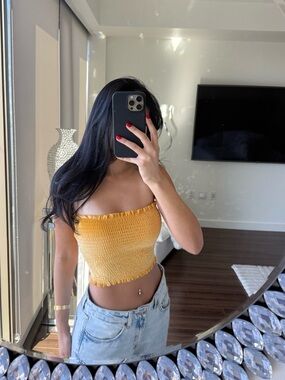 Hollister Yellow Stretchy and Soft Tube Top